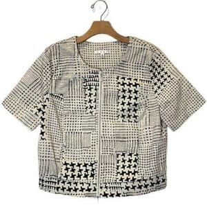 Short sleeve coupe houndstooth bomber jacket